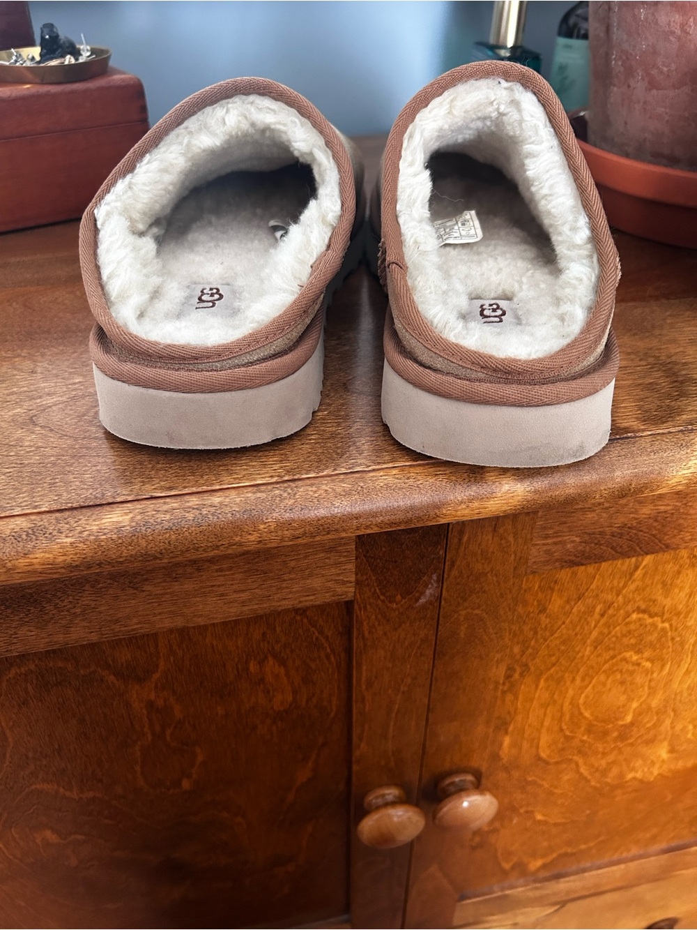 UGG Classic Slip On Slippers - Men's, Unisex - Picture 5 of 9